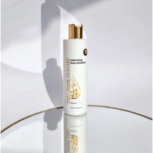 DAUGIAFUNKCINIS VEIDO ŠVEITIKLIS EKSFOLIANTAS (CLEANSING FACE EXFOLIANT) 250ml., GMT Beauty - Image 3